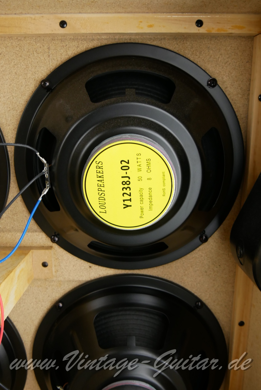 img/vintage/5924/ Marshall_CODE_412_4x12_black_Vietnam_2018-006.JPG